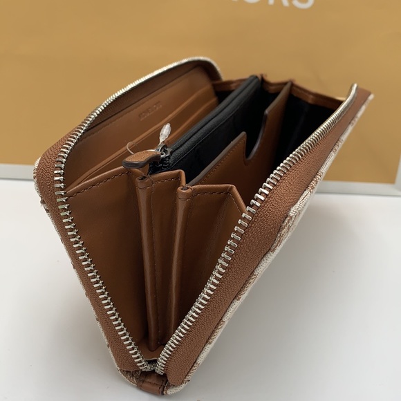 Michael Kors Men’s Women’s Cooper Tech Zip Around Continental Wallet - Picture 12 of 13